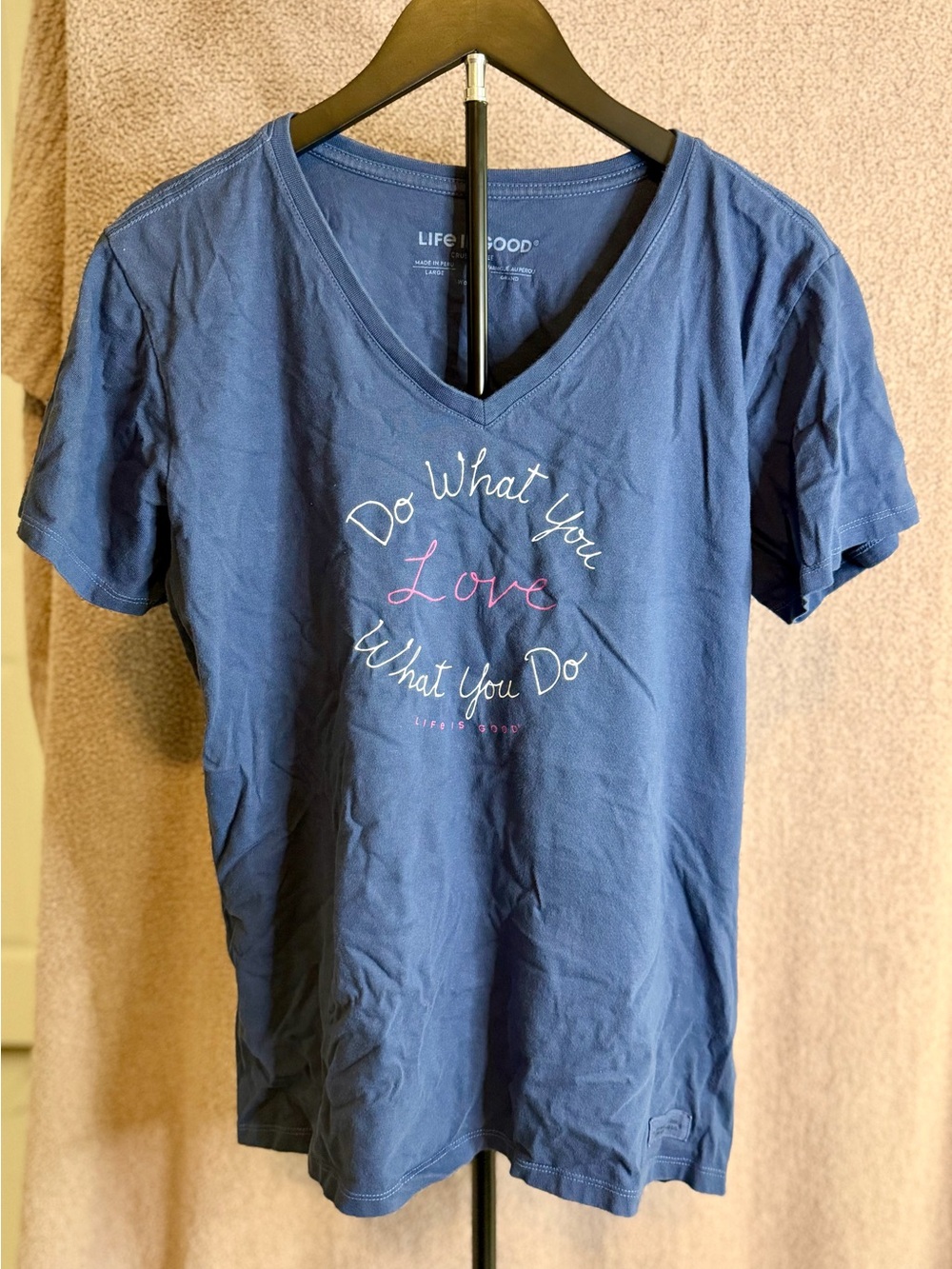 Life Is Good Women’s Large Crusher Tee Do What You Love Blue V Neck T-Shirt